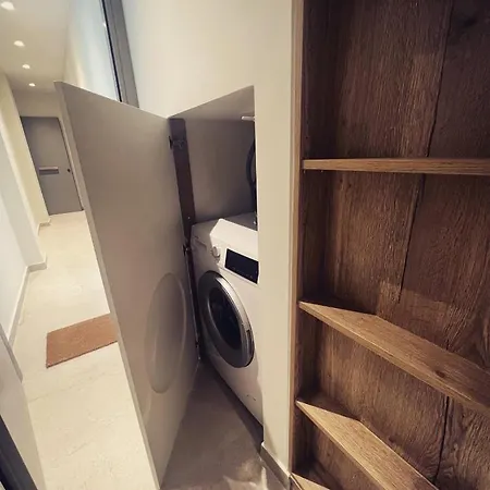 Apartamento Luxurious Wooden Detail Flat In Center