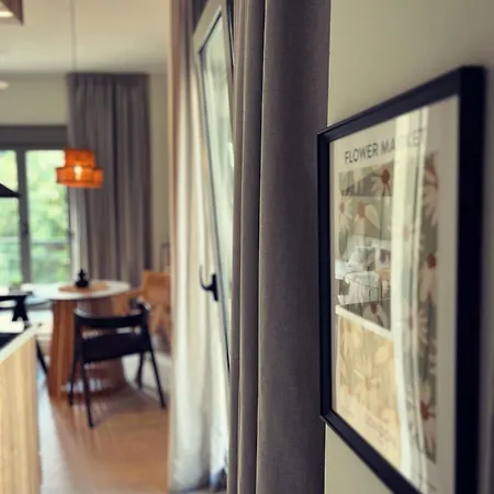 شقة Luxurious Wooden Detail Flat In Center Chalkís