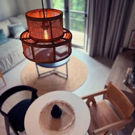 Luxurious Wooden Detail Flat In Center * Χαλκίδα