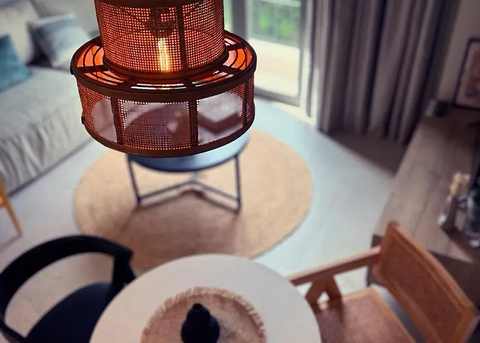 Luxurious Wooden Detail Flat In Center * Chalkida